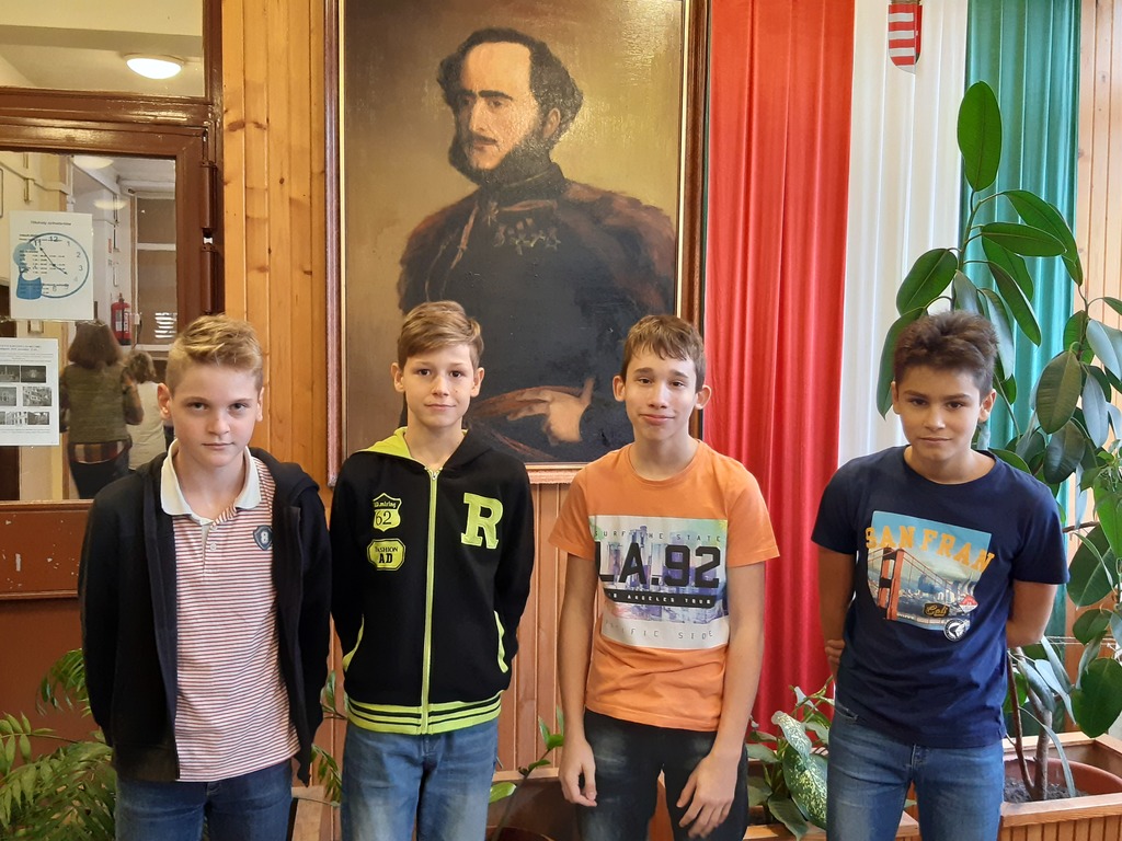 A II. helyezett csapat